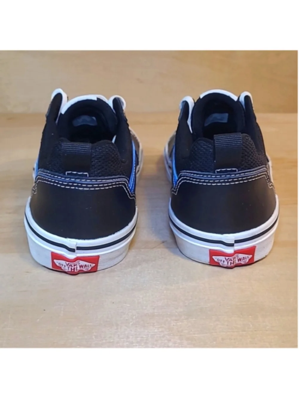 Vans Filmore Trainers Black Leather with Blue Accents Sneakers Size 7 Youth